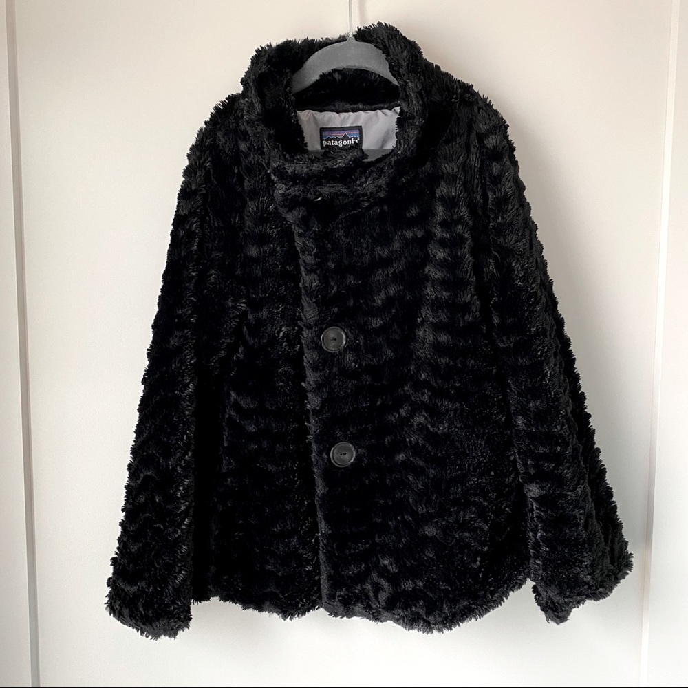Patagonia black pelage jacket